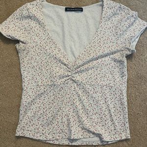 Brandy Melville Gina Top